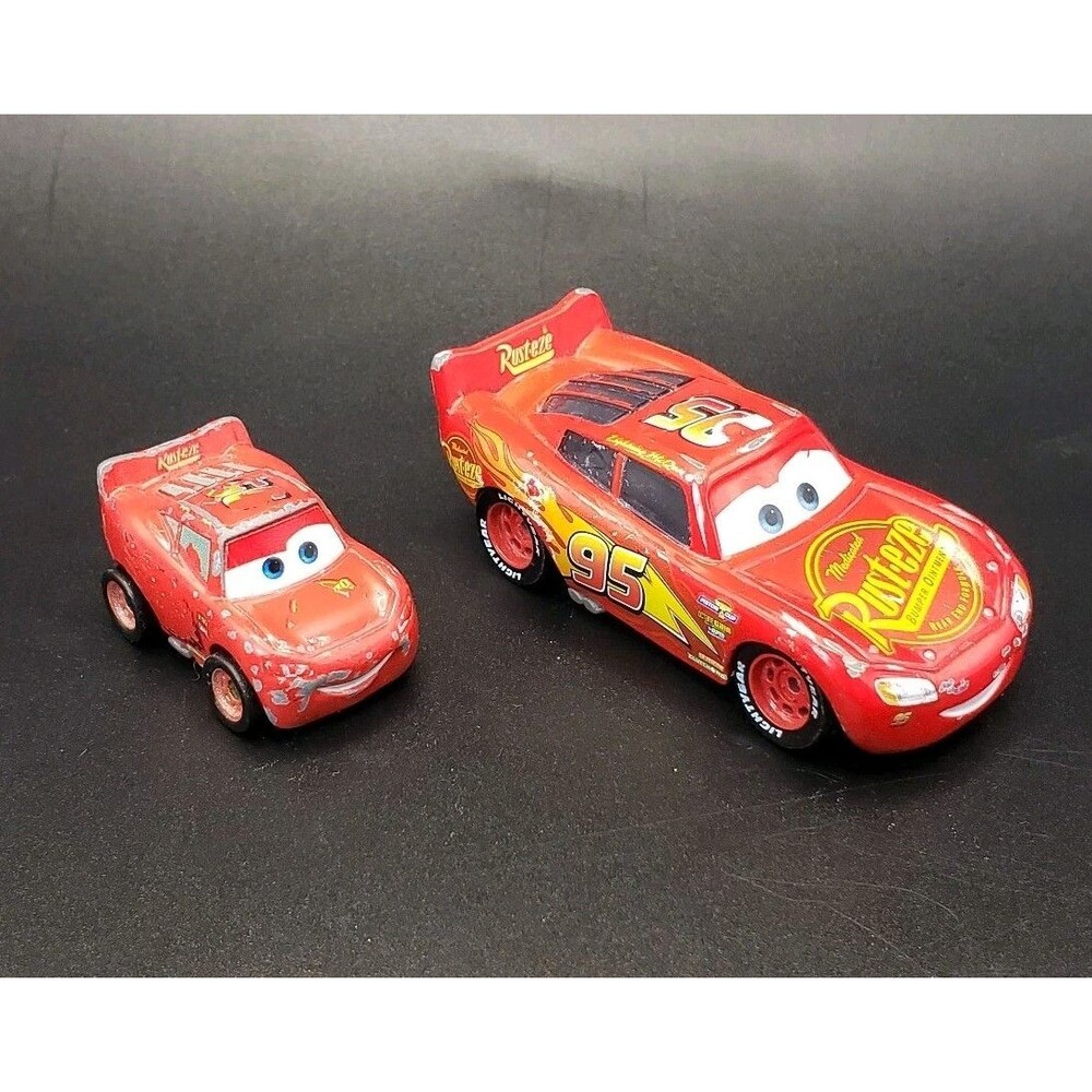 Disney Pixar Mattel Cars Rust-Eze Lightning McQueen #95 Diecast And Mini-Racer !